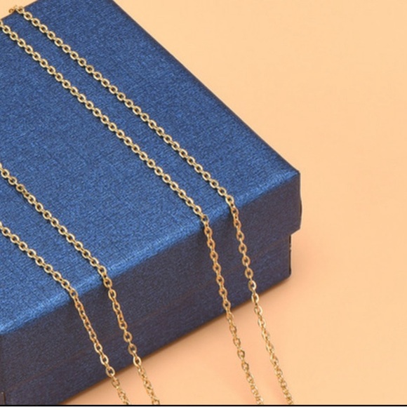 Letter Necklaces, on White Shell Gold Plated Pendant Necklace - Picture 4 of 15